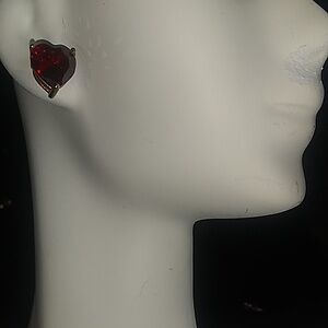 red heart crystals posts